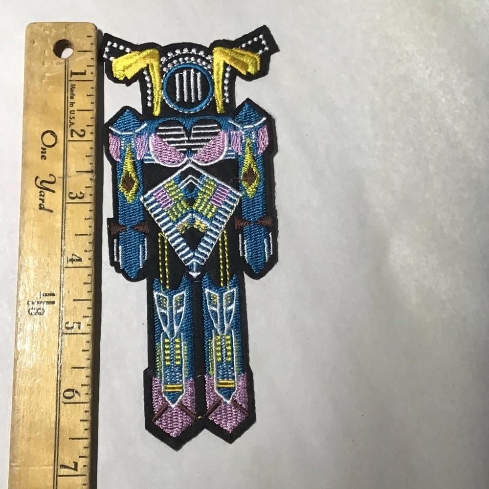 6.75” TRIBAL FEMALE ROBOT iron on patch - Picture 3 of 3